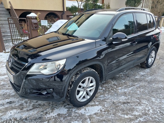 Elbląg Volkswagen Tiguan1.4 BenzynaModel 2008Klimatronik6 - biegówNapęd 4 x 4Zarejestrowany w Polsce&nbsp; &nbsp;