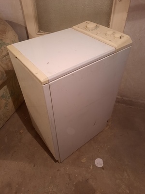 Elbląg Oddam pralkę na złom. Może ktoś chetny