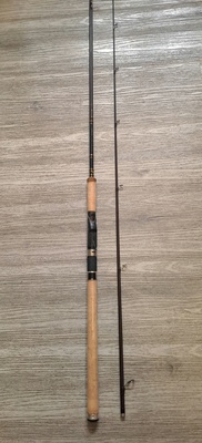Elbląg Sprzedam wędkę spining SBM X27M 2.70 CW 10-30Atncjon Shiano S. D. R Beast Master. Stan bardzo dobry.
