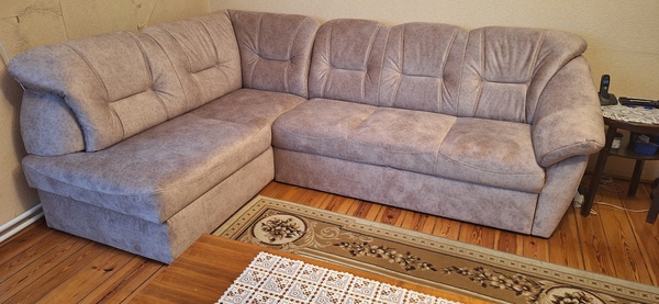 Elbląg Sprzedam narożnik, praktycznie nowy, wymiary 260cmx180cm szerokość siedziska 55 cm, wysokość siedziska 45 cm,