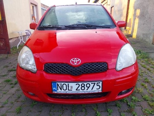 Elbląg Sprzedam toyota yaris 1.0 benzyna, 2003 rok. OC do kwietnia 2026 r. Badanie techniczne do lipca 2026 r.