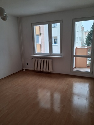 Elbląg Sprzedam przestronne 2-pokojowe mieszkanie, w Elblągu&nbsp; &rdquo; Nad Jarem&rdquo; 