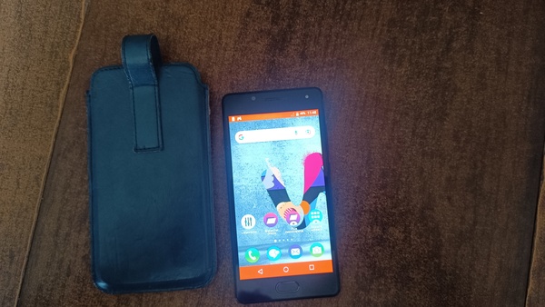 Elbląg Sprzedam telefon marki WIKO 
Mało używany 
Etui gratis
Brak ładowarki