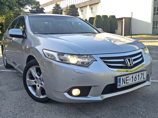 Elbląg HONDA ACCORD LIFT!Rok produkcji : 2013Zarejestrowana i opłacona!