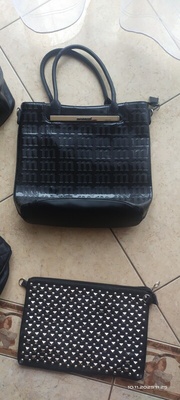 Elbląg Sprzedam torebki damskie używane w bardzo dobrym stanie, 40 zł sztuka i torba ciuchów różnych dla dziewczyny na