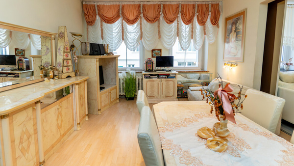 Elbląg &nbsp; TO MY SPRZEDAJEMYNIERUCHOMOŚCI W TYM MIEŚCIEBIURO NIERUCHOMOŚCIAMERICAN HOMEFOR SALE - 4 POKOJE -