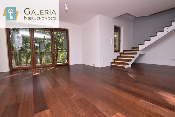 Elbląg GALERIA NIERUCHOMOŚCIZ pasji i miłości do nieruchomościNa sprzedaż: Dwupoziomowy apartament z widokiem na Park