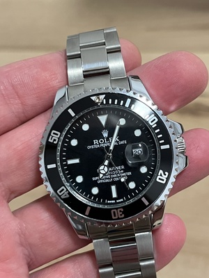 Elbląg Przedmiotem sprzedaży jest replika zegarka Rolex model submarine. Doskonała propozycja dla mężczyzn ceniących
