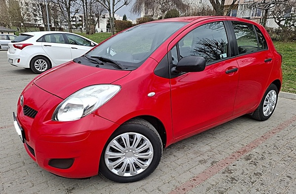 Elbląg TOYOTA YARIS1.0 BenzynaM-2010KlimatyzacjaPolski Salon