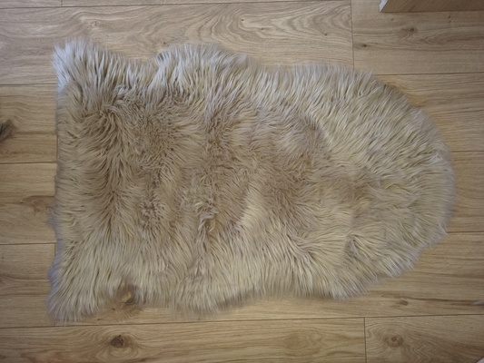 Elbląg Dywanik ecru 97/67 cm  skóra ekologiczna 25 zł