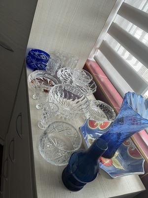 Elbląg KRYSZTAŁY kolorowe i zwykłe sprzedam całość lub na sztuki. 500 zł