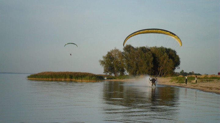 Nad wodą. Kadyny - Plaża Srebrna Riwiera