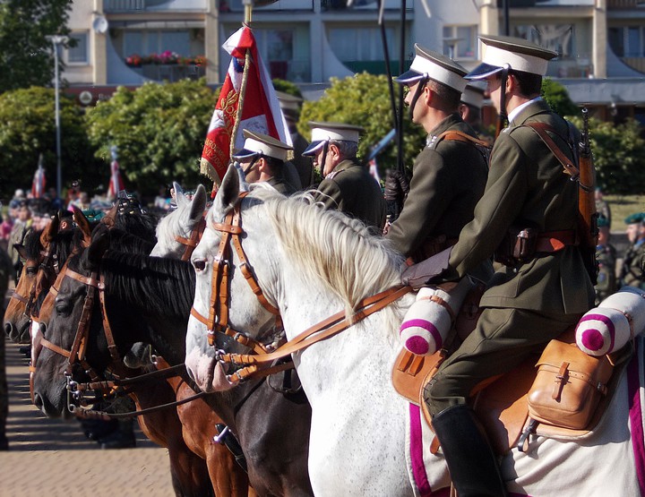 Uroczystość wręczenia sztandaru. 26.06.2015 - uroczyste wręczenie sztandaru dla Dowództwa 16 PDZ