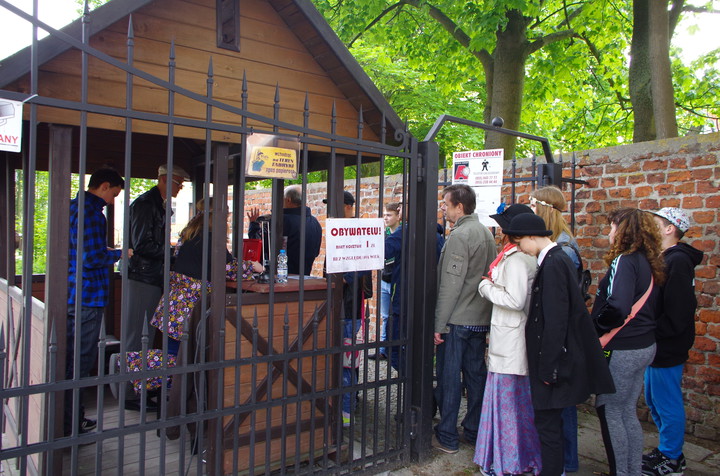 Noc muzeów. Kolejka jak za czasów PRL (Maj 2016)