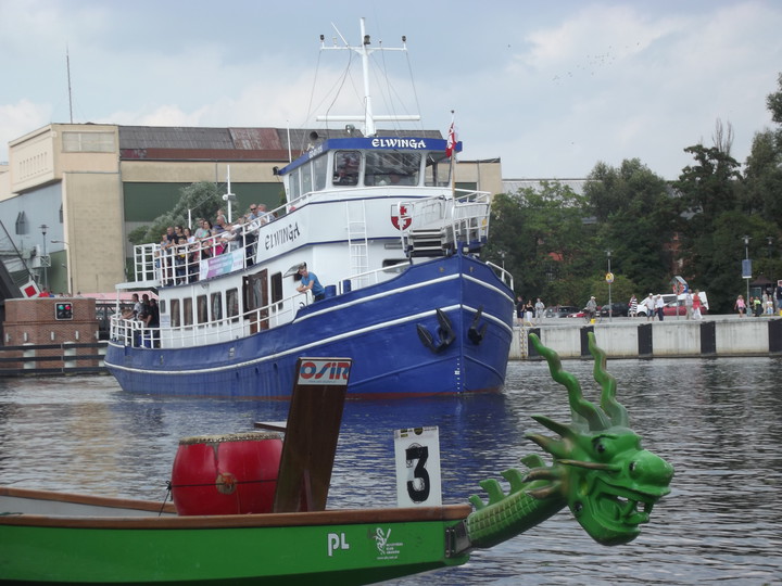 Spotkanie ze smokiem. Wyścig smoczych łodzi na rzece Elbląg (Wrzesień 2016)
