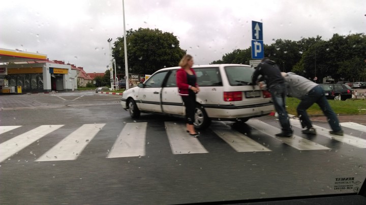 Skutki braku małego ruchu granicznego:). Elbląg, płk.Dąbka