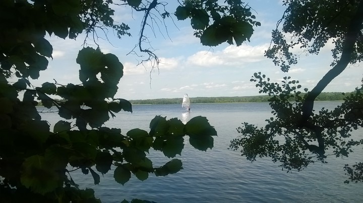 Aktywnie nad jeziorem Narie w Kretowinach..  (Sierpień 2017)