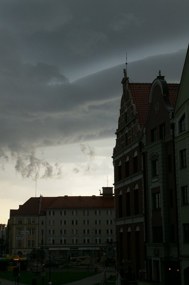 Burza nad Starym Miastem.  (Sierpień 2012)