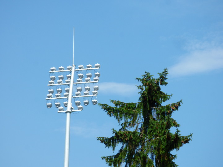 Światlość. Nowe oświetlenie stadionu Olimpii