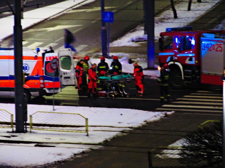 Poranne spotkane pieszego z samochodem albo odwrotnie. 31.01.2019 godz 7.00 skrzyżowanie ul.Niepodległości z ul Płk Stanisława Dąbka (Styczeń 2019)