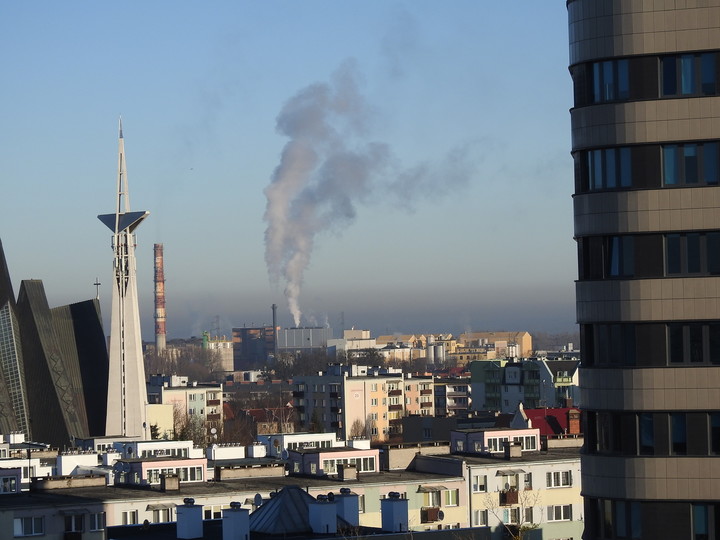 Ożywczy poranek. Otworzyć szeroko okno - oddychać pełną piersią! (Maj 2019)