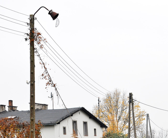 może jeszcze kiedyś zaświecę. lampa (Luty 2019)