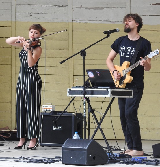 Muzycznie. XXII Letni Salon Muzyczny Bażantarnia 2019 koncert "elektrokatharsis Oskara Mira".