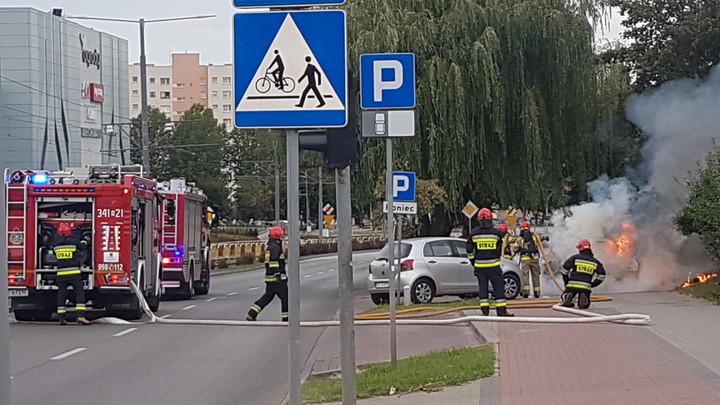 Pożar samochodu na ul. Ogólnej.  (Wrzesień 2019)
