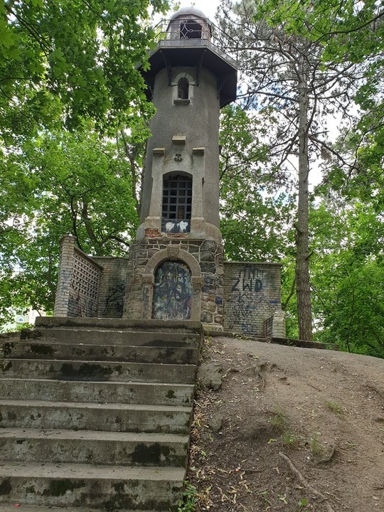 Aż boli. Patrzeć na tą architekturę (Lipiec 2020)