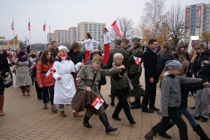 Aby do przodu. Święto Niepodległości (Listopad 2012)