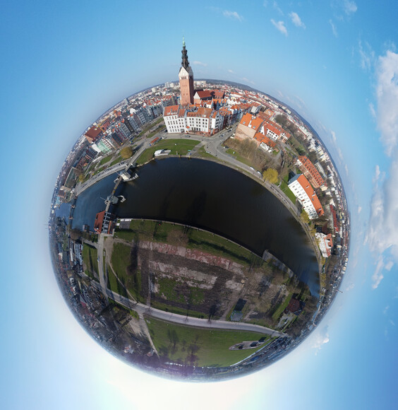 Globus Elbląga. Stare Miasto