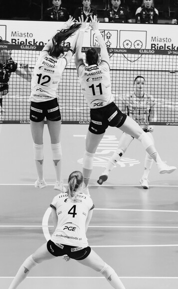 Blok.. Puchar Polski siatkarek. Hala MOS.