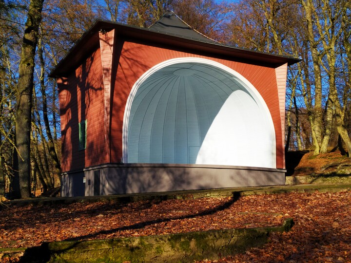 Wiosno przyjdź.. Piękna nasza muszla koncertowa czeka też na pełny powrót wiosny, Ciepłej wiosny  !!!.