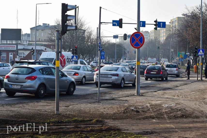 Groźny wypadek w Nowym Dworze Elbląskim. Droga nr 22 zablokowana! zdjęcie nr 236223