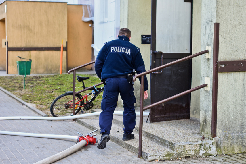 Pożar w bloku przy Ul. Andersa, zmarła 71-latka zdjęcie nr 236976