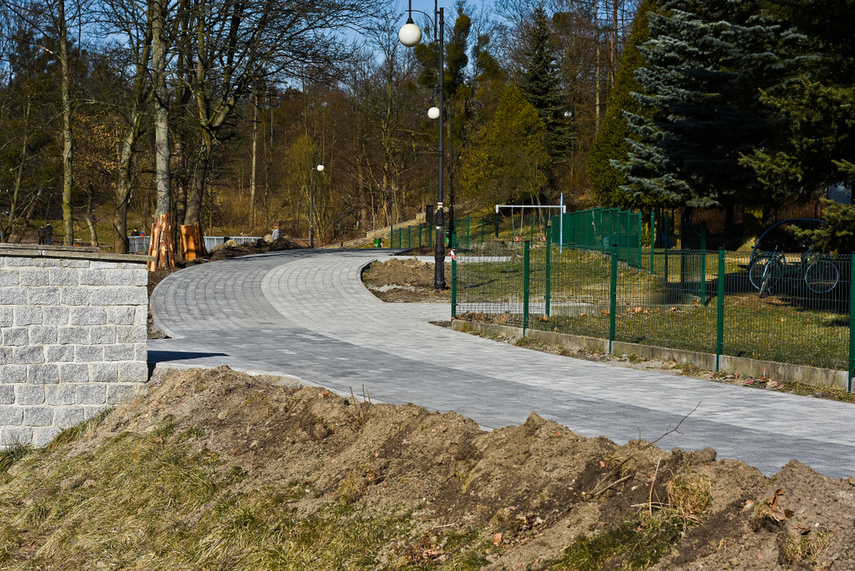 Jak zmienia się park Dolinka zdjęcie nr 237291