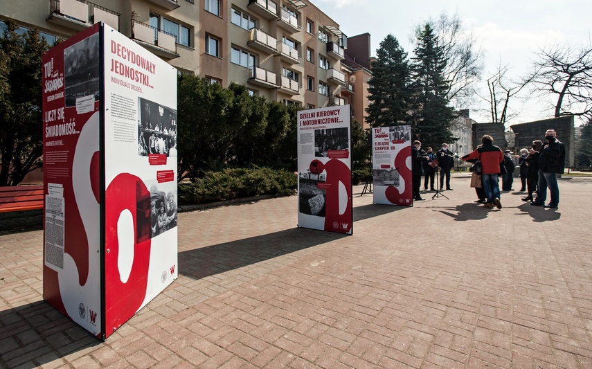 Solidarność rodziła się w Elblągu zdjęcie nr 237468