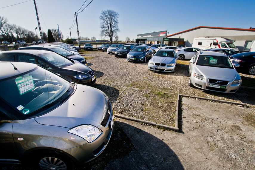 Komis Dobre Auto. Przyszłość motoryzacji w zasięgu ręki zdjęcie nr 237665