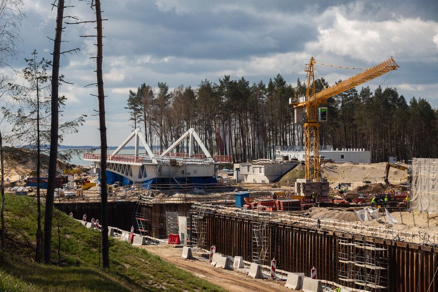 Na przekopie kładą asfalt zdjęcie nr 238890