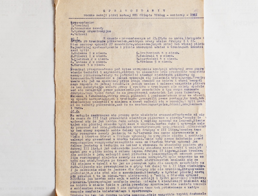 Żółto-biało-niebieska saga rodzinna zdjęcie nr 239116