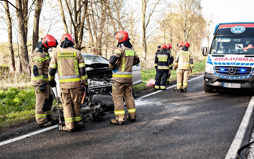 Wypadek w Karczowiskach. Droga nr 22 zablokowana zdjęcie nr 239290