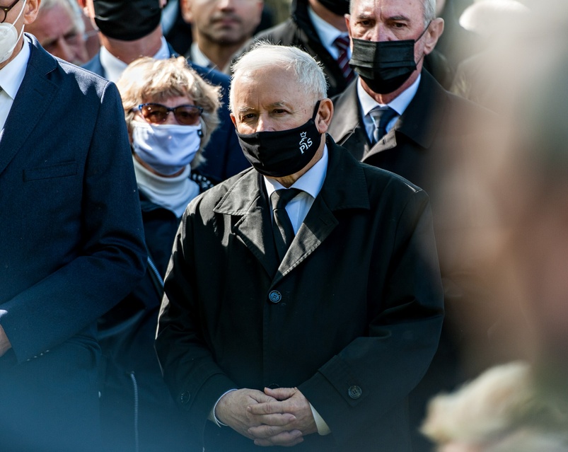 Ostatnie pożegnanie Jerzego Wilka. Obecni premier i prezes PiS zdjęcie nr 239957