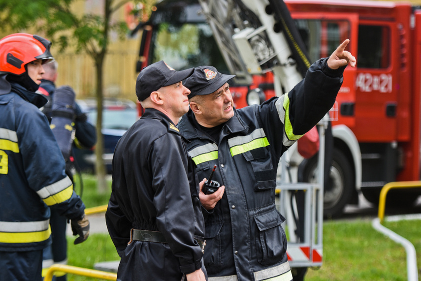 Pożar budynku usługowego na Zawadzie zdjęcie nr 240720