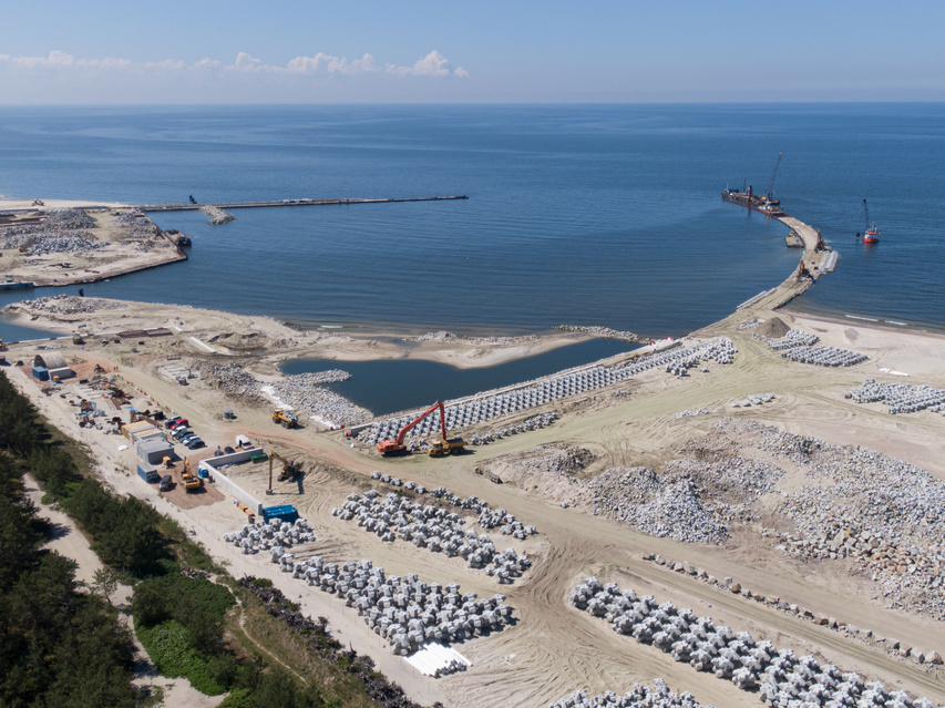 Pierwszy z mostów na Mierzei przechodzi próbne obciążenia zdjęcie nr 241261