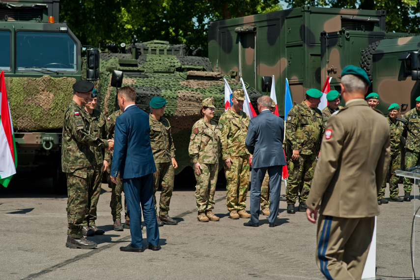 V4, czyli ministrowie obrony w Elblągu zdjęcie nr 242490