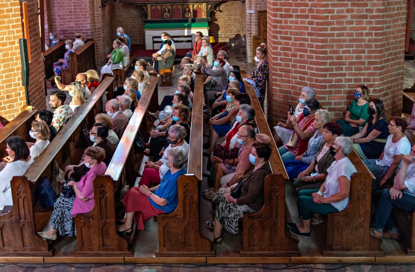 O miłości w katedrze zdjęcie nr 243455