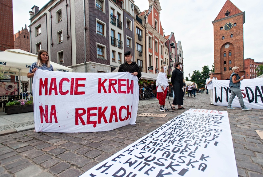 "Ręce precz od Polski". Happening na Starym Mieście zdjęcie nr 243632