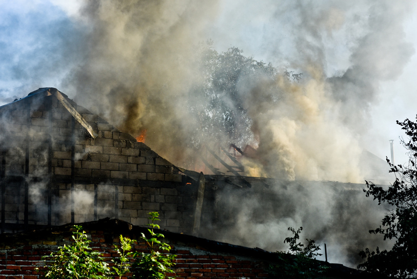 Pożar lakierni przy Grochowskiej zdjęcie nr 243742