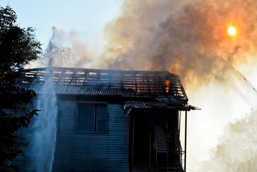 Pożar lakierni przy Grochowskiej zdjęcie nr 243759
