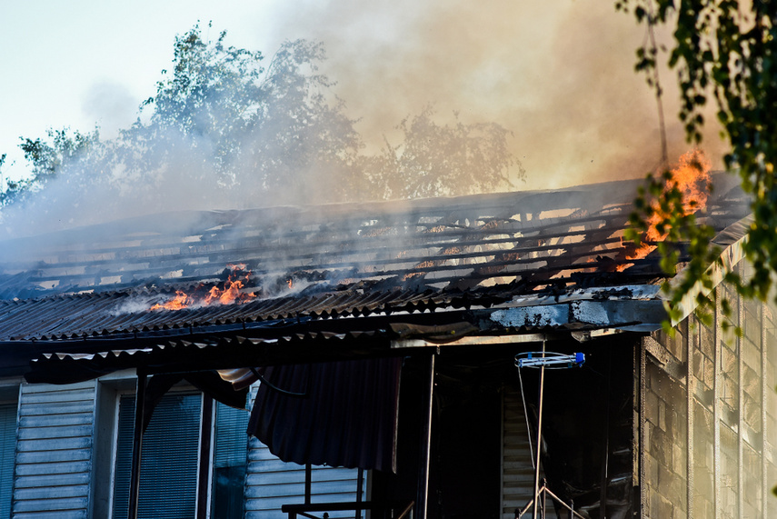 Pożar lakierni przy Grochowskiej zdjęcie nr 243753